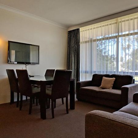 Quality Inn Dubbo International Exteriör bild