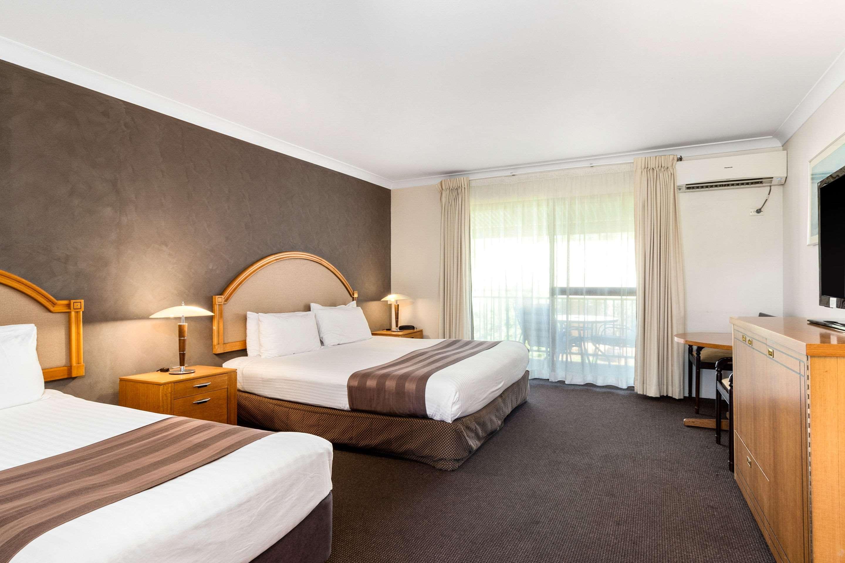 Quality Inn Dubbo International Exteriör bild