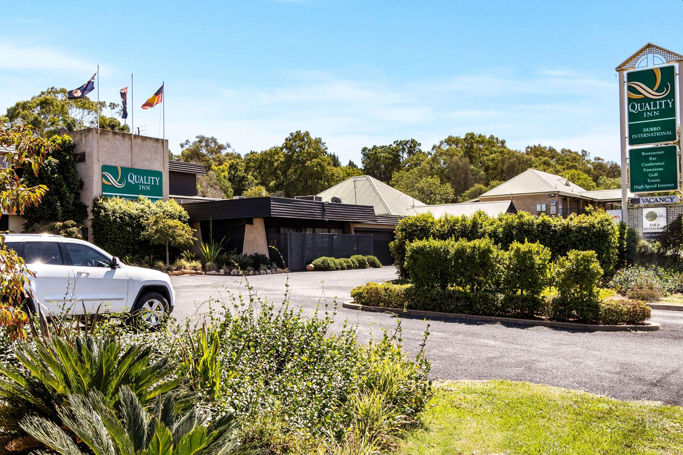 Quality Inn Dubbo International Exteriör bild